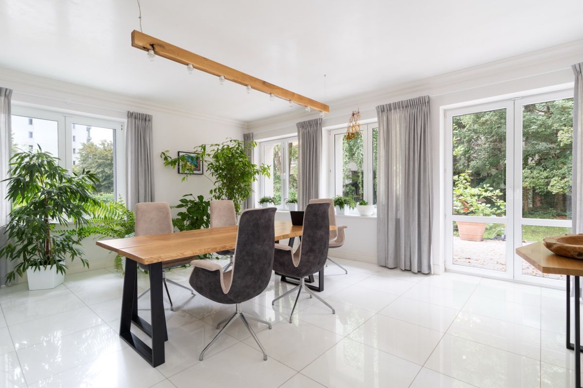 House for rent 434 m², 7 rooms - photo 1