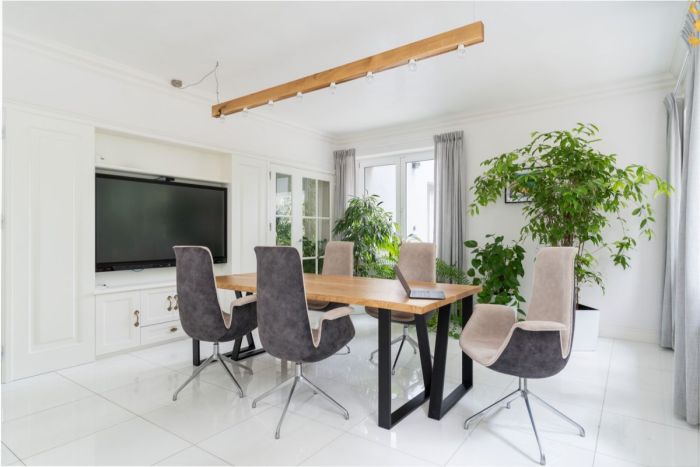 House for rent 434 m², 7 rooms - photo 2