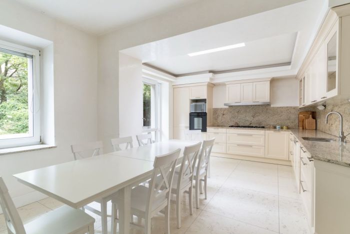 House for rent 434 m², 7 rooms - photo 9