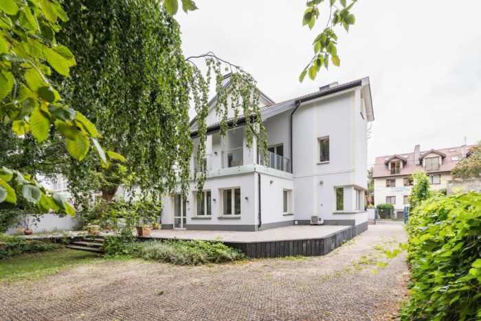 House for rent 434 m², 7 rooms - photo 23