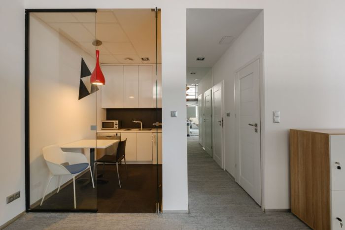 Commercial unit for rent 175 m² - photo 12